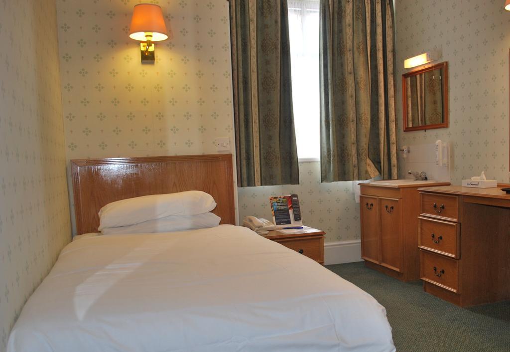 Best Western Cumberland Hotel Harrow Phòng bức ảnh